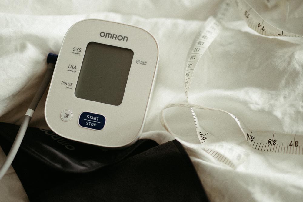 Pulse oximeter and measuring tape